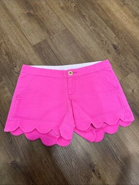 Lilly Pulitzer Bright Pink Buttercup Scalloped Hem Shorts